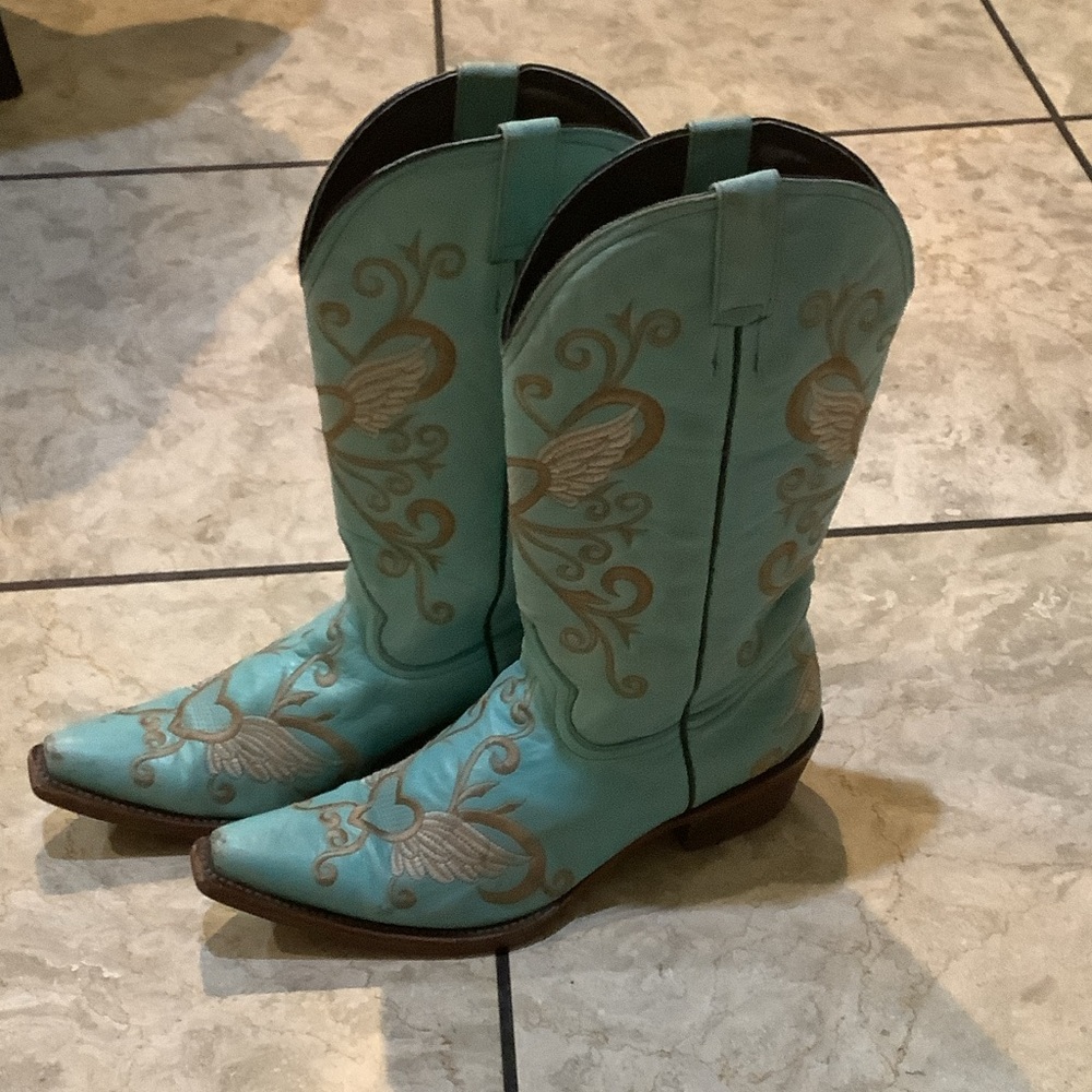 Turquoise Western Embroidered Cowgirl Boots (Pecos Bill )
